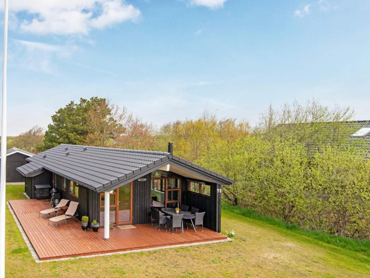 6 Person Holiday Home In R M Lakolk エクステリア 写真