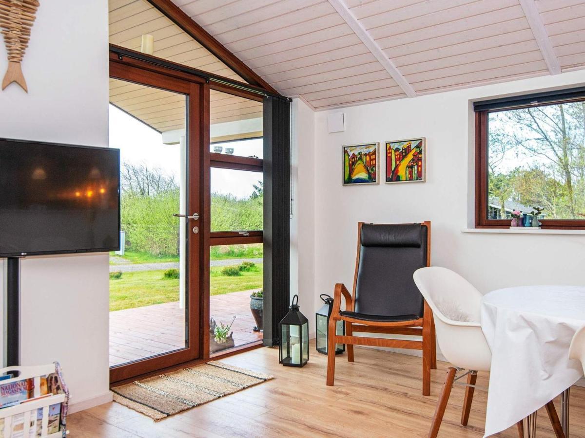 6 Person Holiday Home In R M Lakolk エクステリア 写真